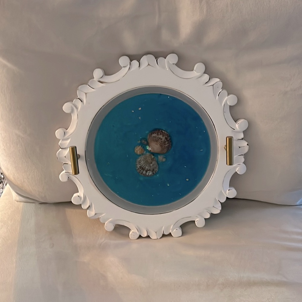 Serving tray